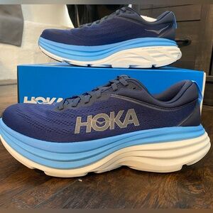 Men’s Hoka Bondi 8 size 10D, new in the box